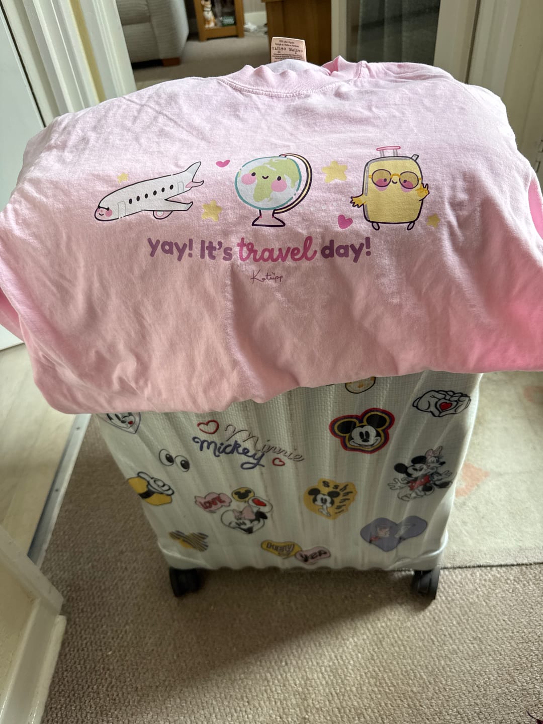 Customer photo review of Yay! It’s Travel Day! Premium Heavyweight T-Shirt | Kawaii Airport Tee | Wanderlust Graphic Shirt | Katnipp Travel Apparel