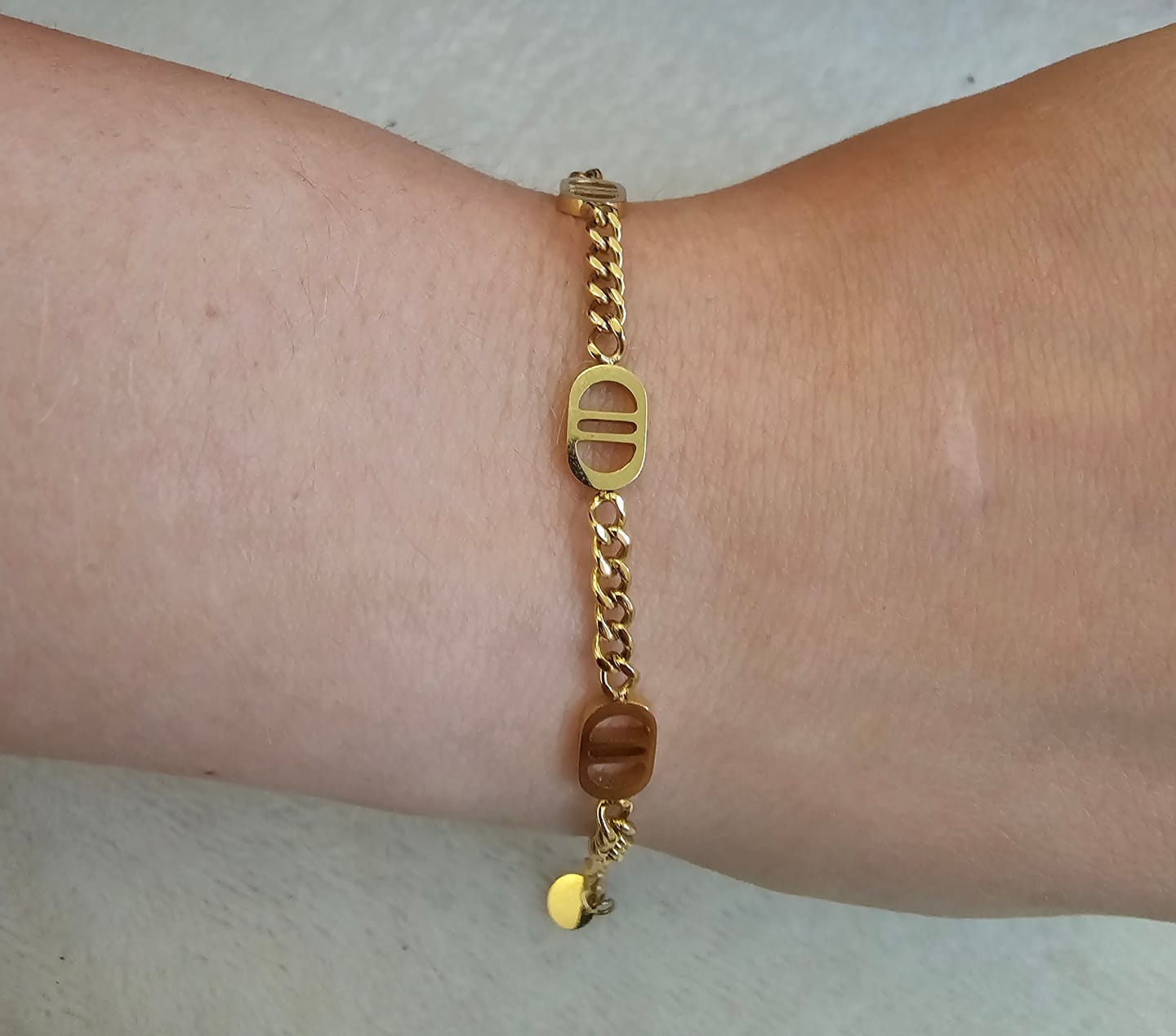 Customer photo review of Five Prestige Armband | 18K vergoldet