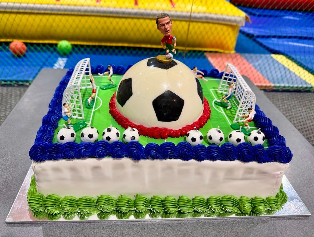 Customer photo review of Soccer Field – Cake Wrap Edible Image