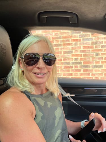 Customer photo review of U&C Aviator Sunglasses