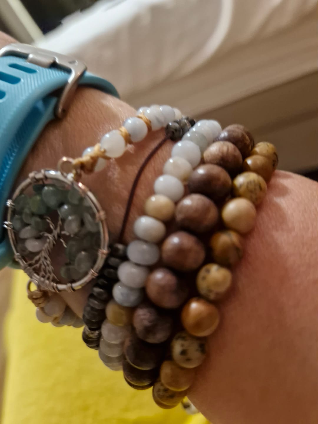 Customer photo review of צמיד עץ החיים מאבני אמזונייט