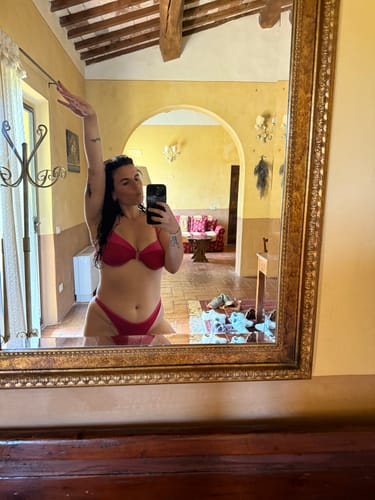 Customer photo review of Fete Bottoms - Salsa + Azalea