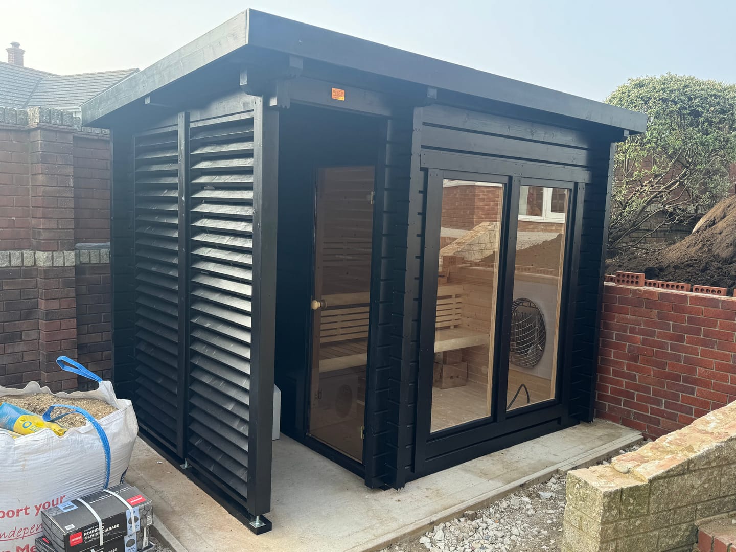 Customer photo review of KC ISLA Garden Spa Sauna with Outdoor Shower Terrace - 70mm