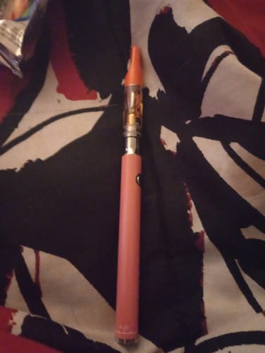 Customer photo review of Formula26 Strawberry Gelato Hybrid 510 Thread THC-P Blend Cartridge 1g
