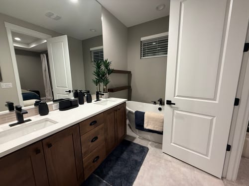 Customer photo review of Modern 3" Thick Floating Shelves