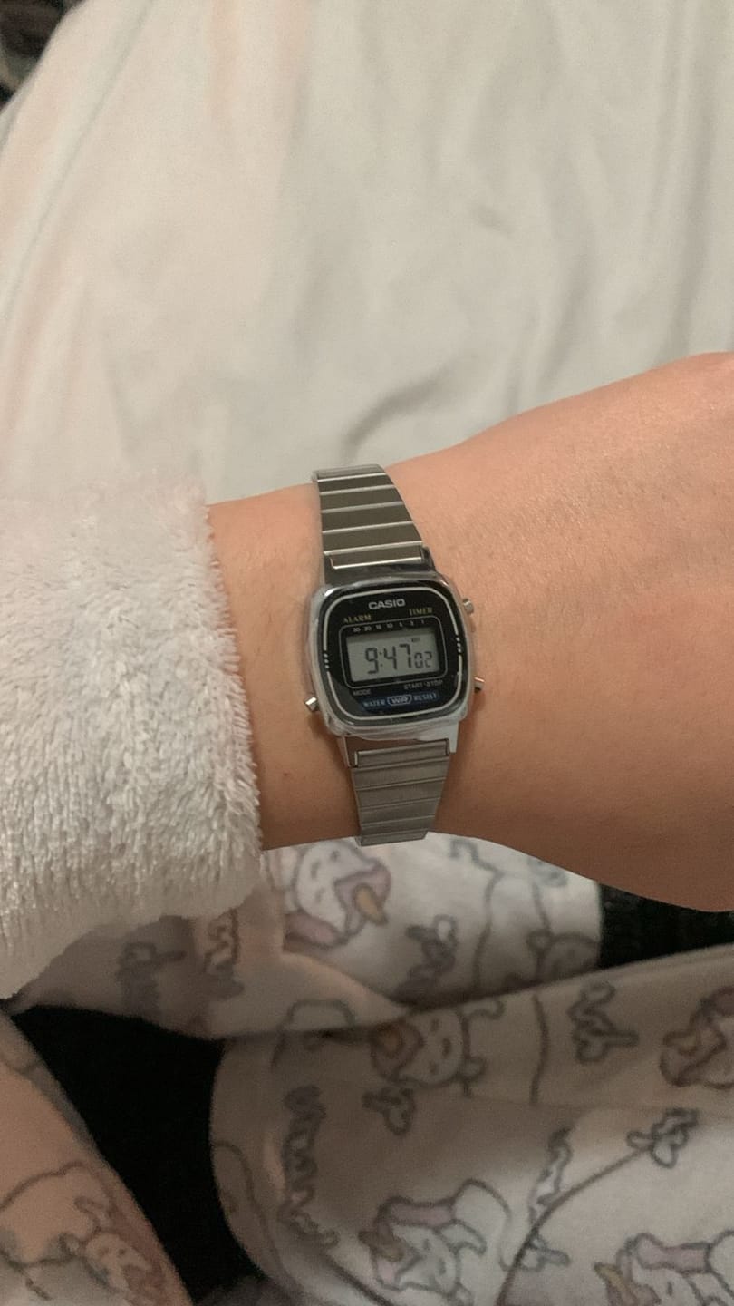 Customer photo review of Reloj Casio Vintage LA670WA-1DF Plateado Mini