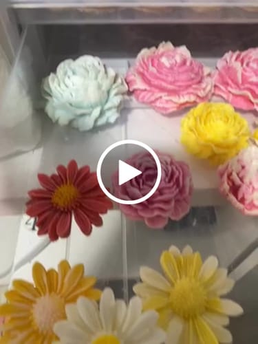 Shannon review of Pillar Soy Blend Wax image 1 out of 1