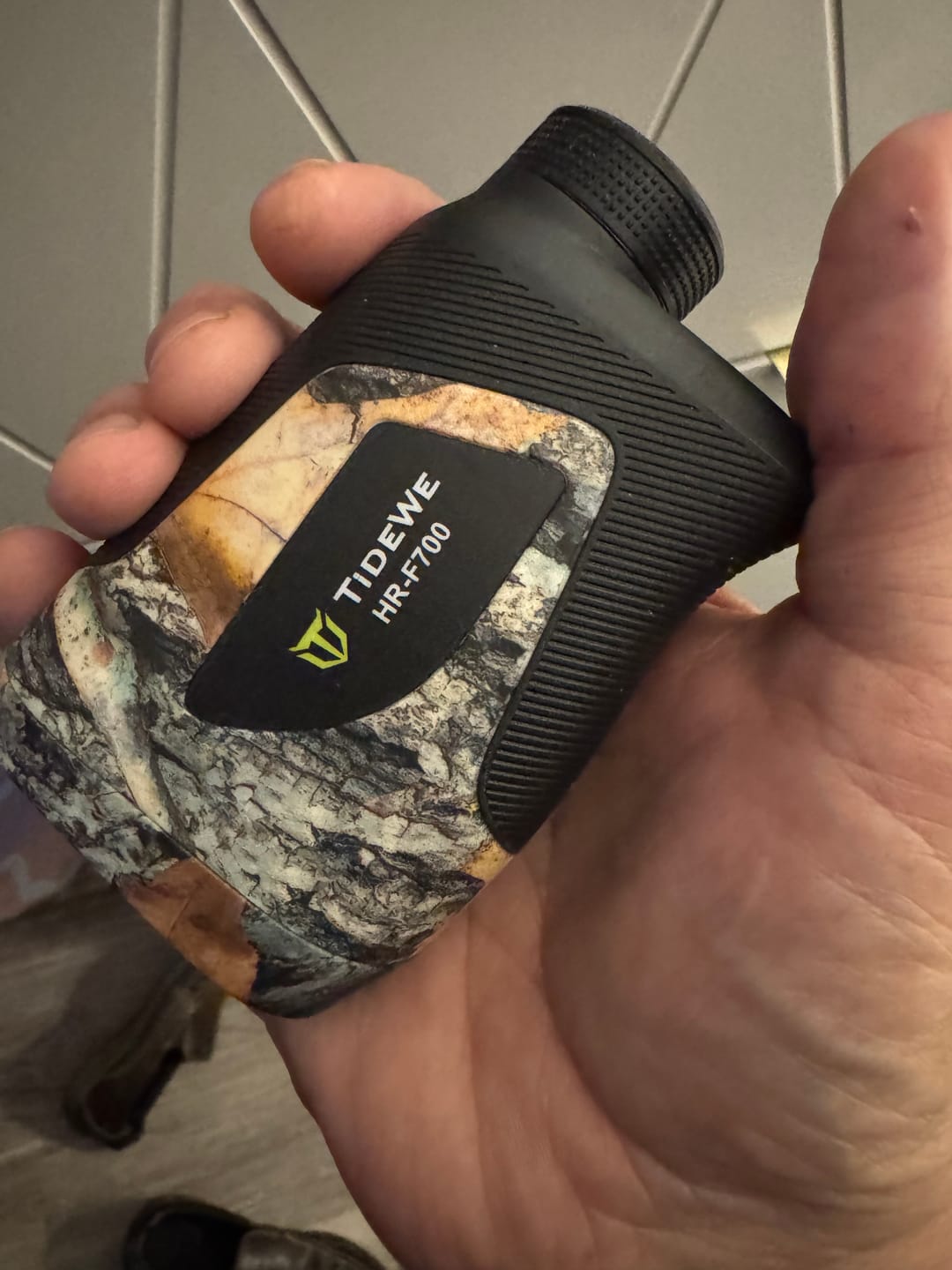 Customer photo review of TideWe Camo Deer Hunting Rangefinder 700/1000Y Laser Range Finder