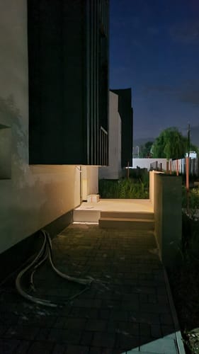 Customer photo review of Aplica LED Exterior 8W Neagra Iluminare 3 unghiuri