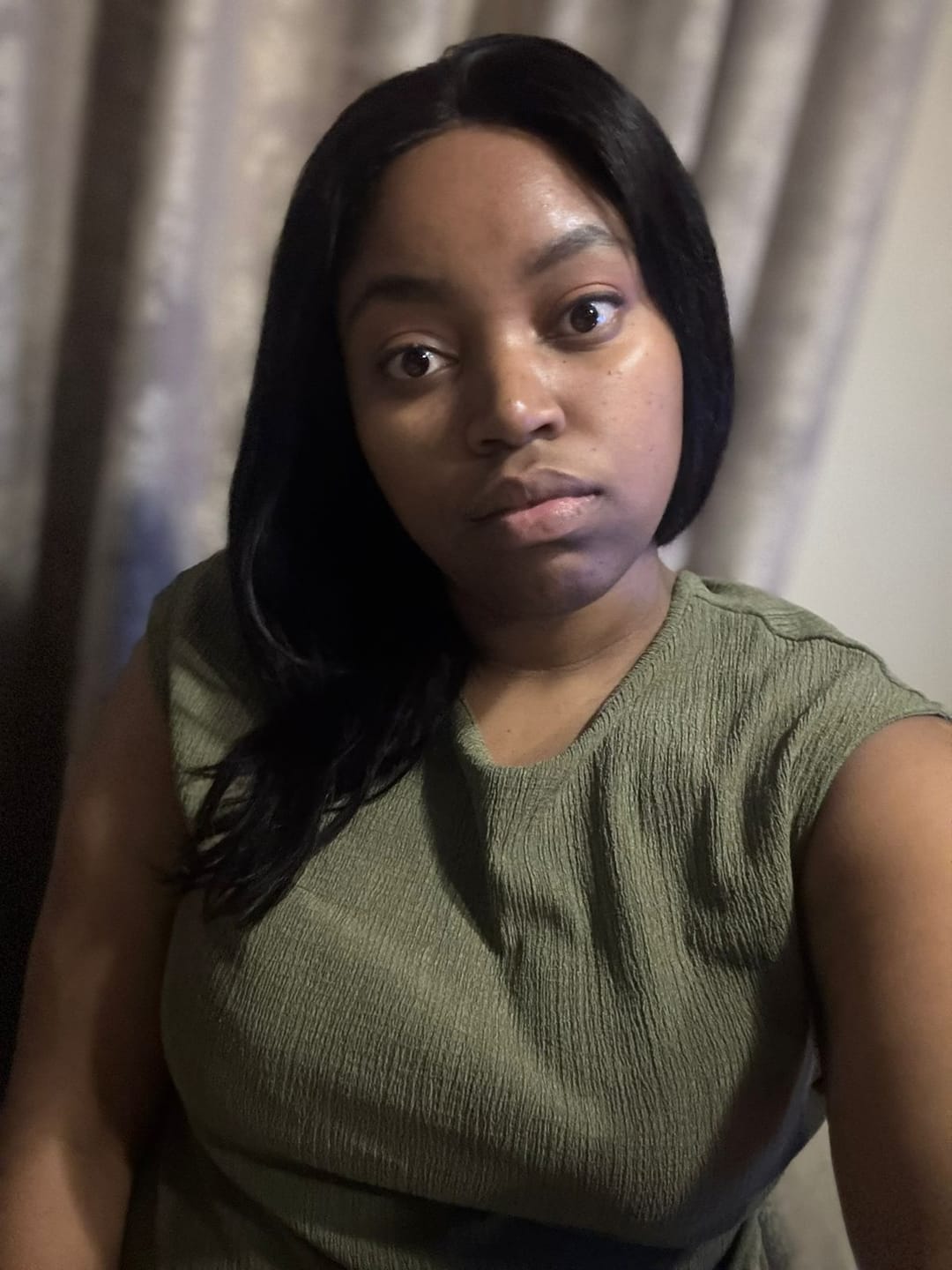 Customer photo review of JORDYN - Brazilian 4x4 Lace Wig