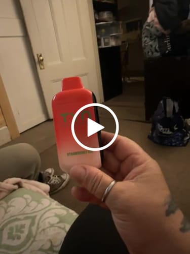 Customer video review of TYN 50000 Puffs