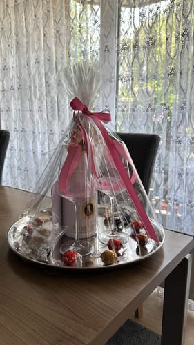 Kundenbewertung mit Foto zu Leonardo Gläser mit Gravur im "Wedding Love" Design als Set