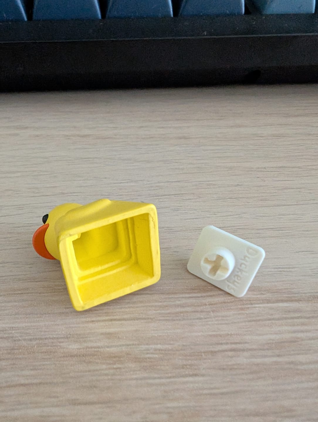 Customer photo review of Duckey Keycap