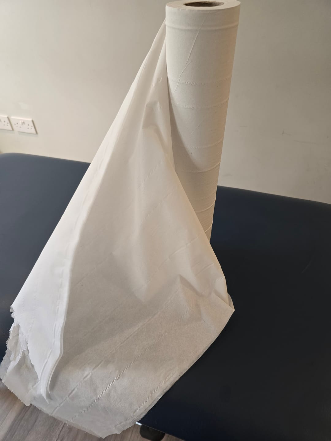 Customer photo review of Couch Rolls 20" - 2ply - Essentials White - 40m x 500mm - Case of 9