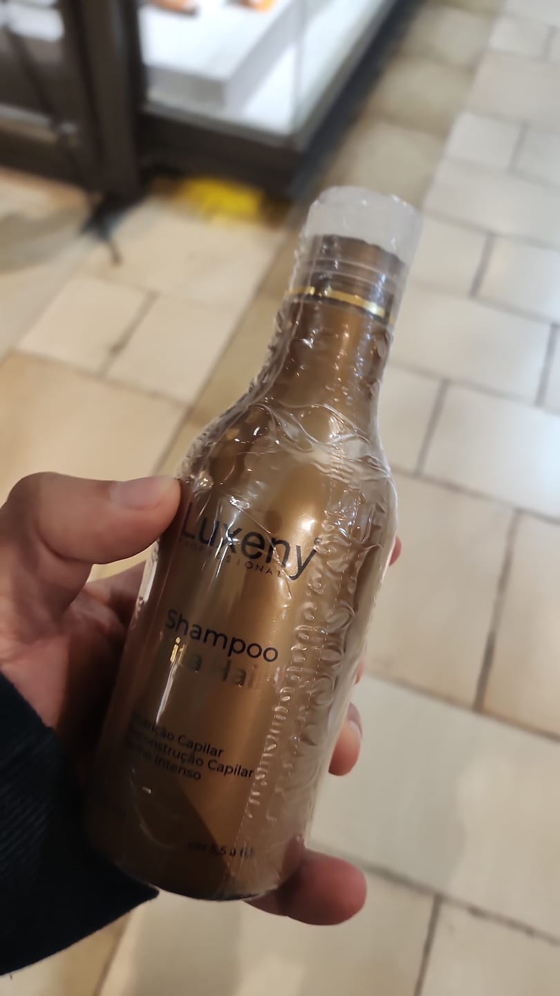 Customer photo review of Shampoo Reconstrucción Vita Hair 300 ml