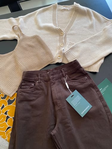 Christiane P. review of Calça Jeans Wide Leg Buriti Marrom Escuro image 1 out of 1