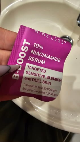 Customer photo review of Balinošs serums ar niacinamīdu Nine Less B-Boost 10% Niacinamide Serum