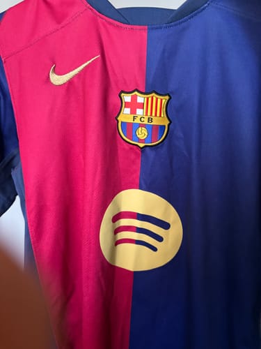 Customer photo review of Barcelona Local - 24/25