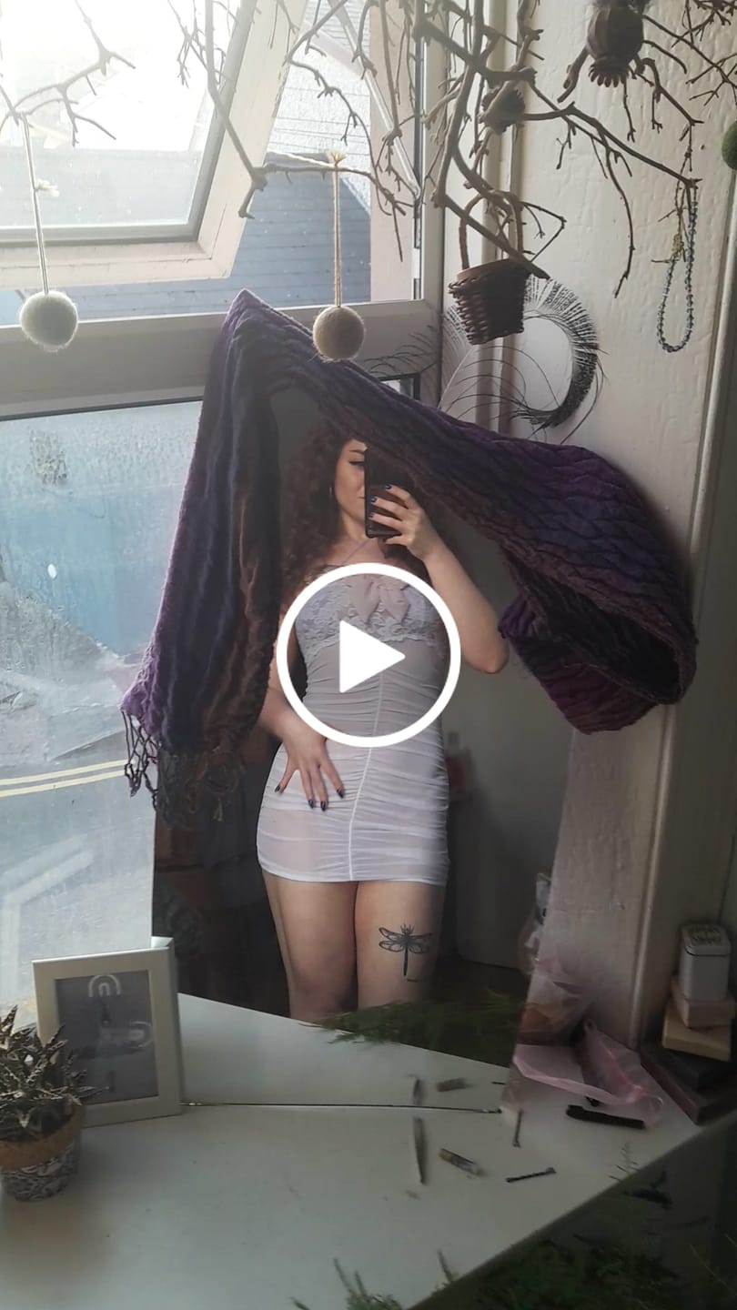 Customer video review of Lil Ho Peep Ruched Tube Dress: White Lace