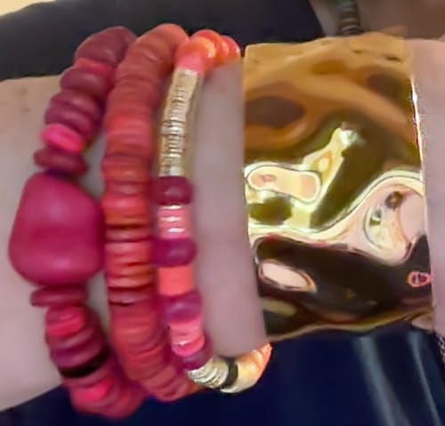 Customer photo review of Junie Vinyl Bracelet 6mm