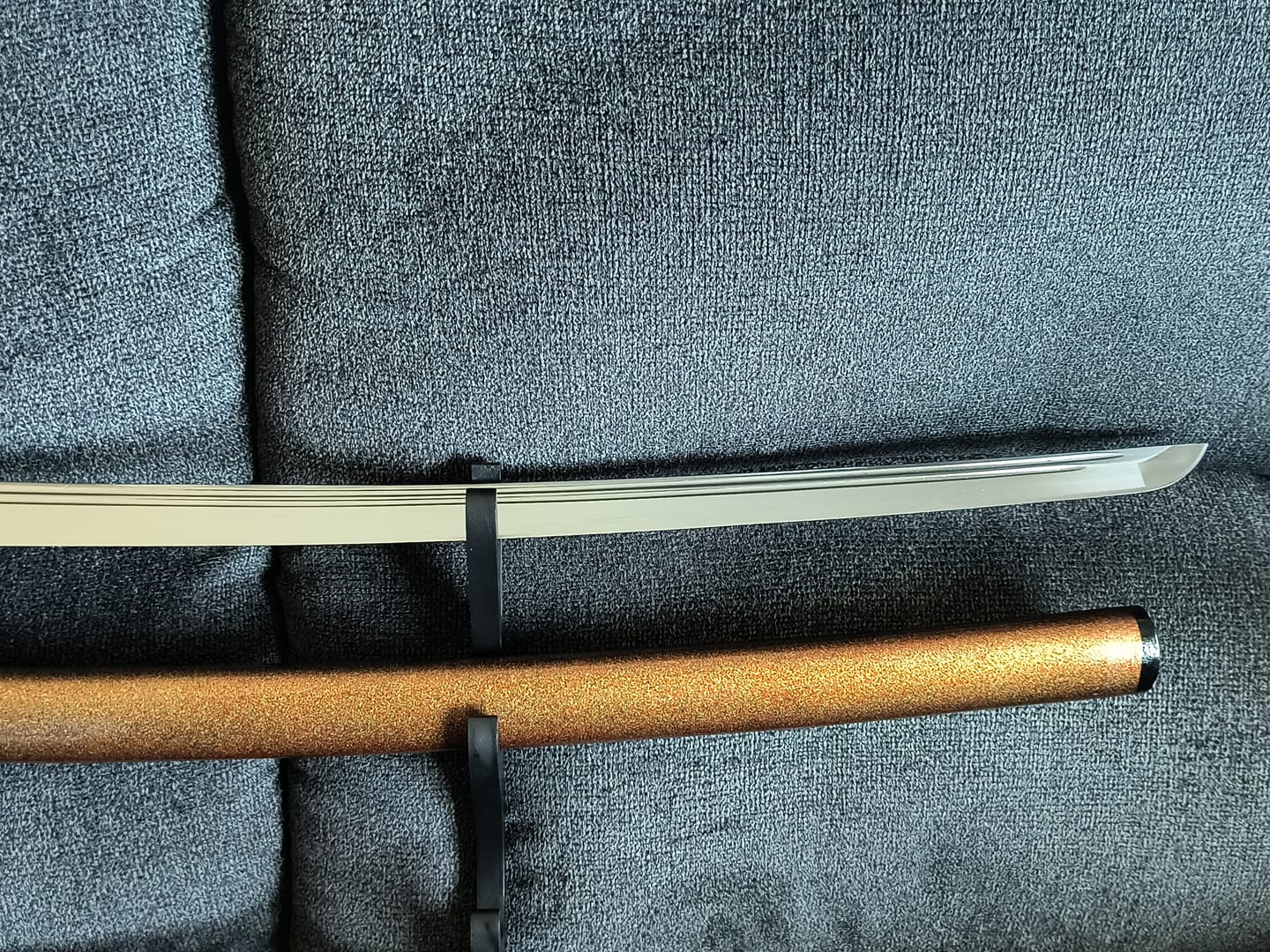 Customer photo review of The Fukyo Katana Spring Steel Double Bohi Razor Sharp