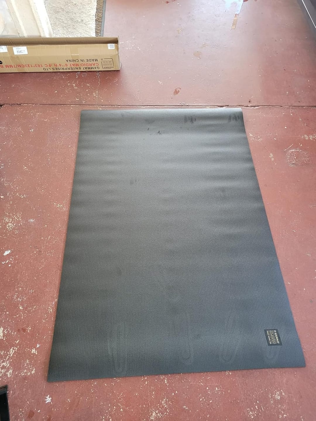 Customer photo review of GXMMAT Large Exercise Mat 6'x4'