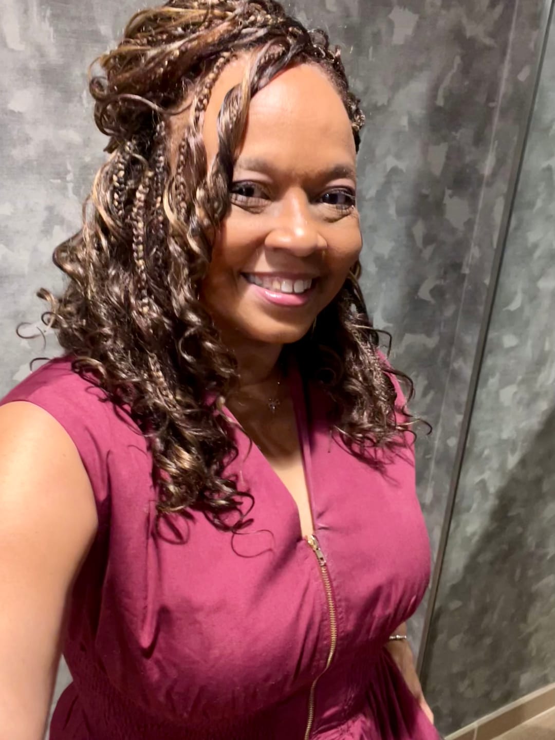 Customer photo review of Bobbi Boss Xtra Boho Box Pre-Looped Crochet Braids - BOX+LOOSE DEEP 10 3X