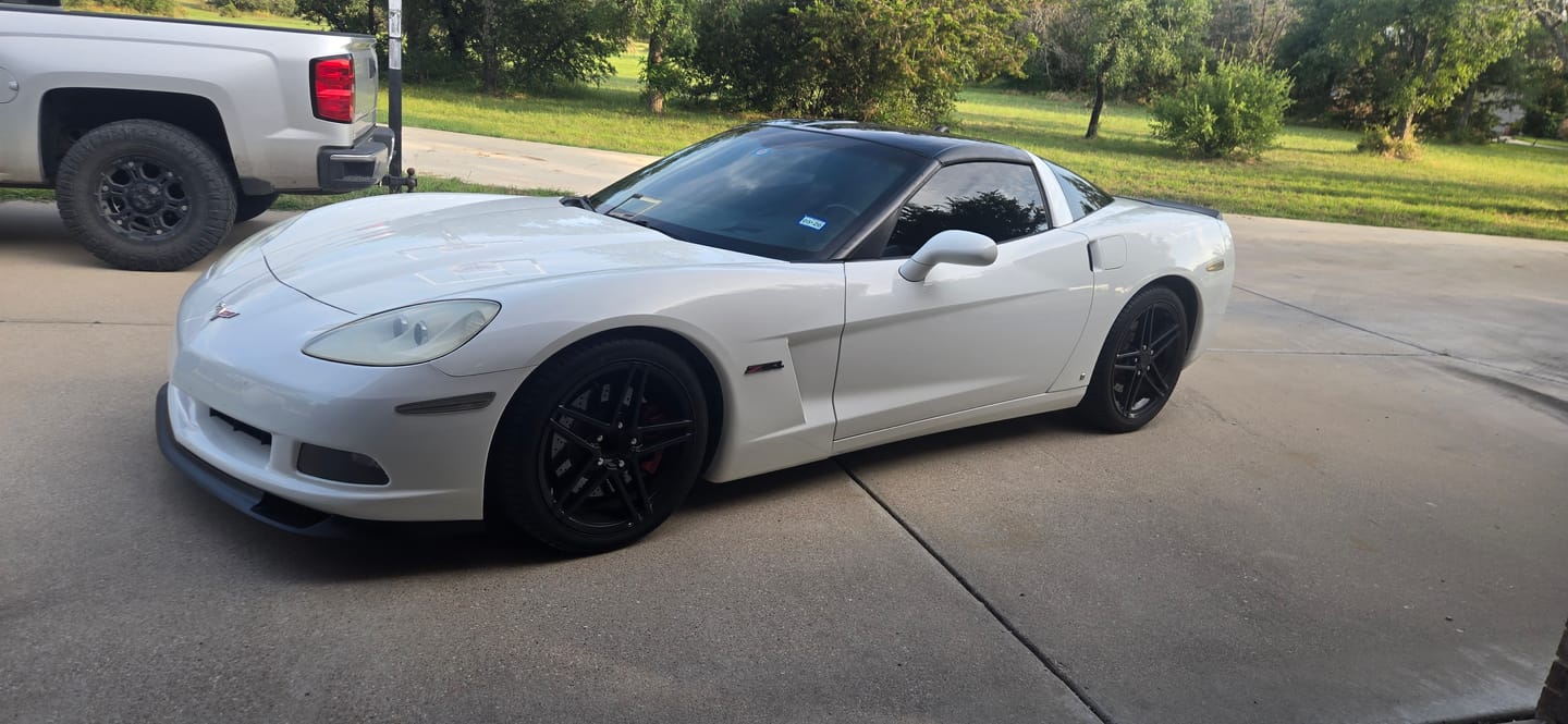 Customer photo review of Corvette C6 ZR1 Conversion Rear Trunk Spoiler