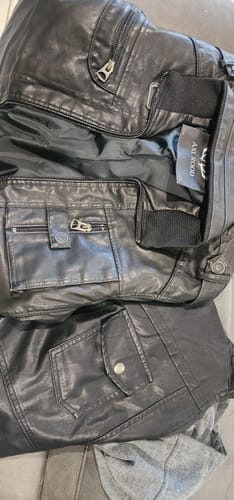 Customer photo review of Riker