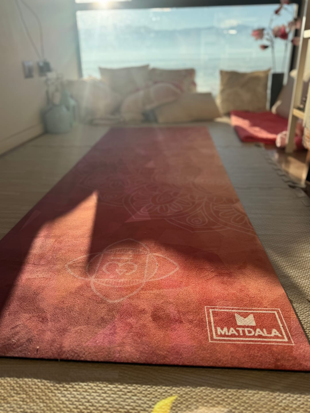 Customer photo review of Mat de Yoga EcoStudio Muladhara – Chakra Raíz (5 mm)