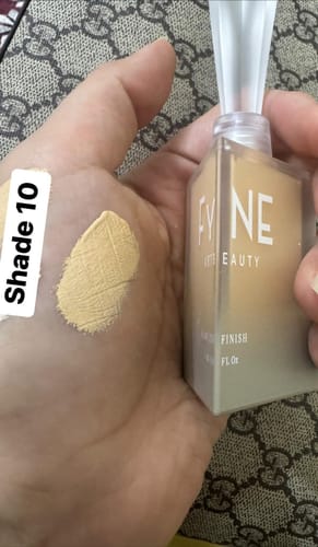 Customer photo review of FLAWLESS FINISH CONCEALER