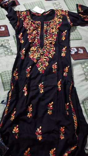 Customer photo review of Aayat Black & Multicoloured Rayon Kurta