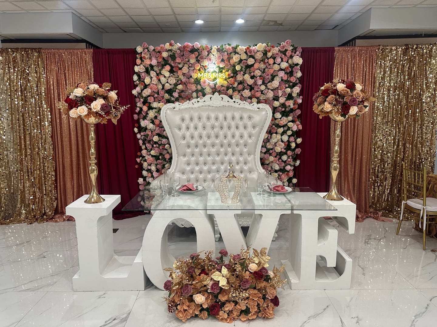 Customer photo review of Ali Flowers 5D Silk Rose Flower Panel Backdrop Wedding Stage Decorative Curtain Artificial Flower Wall ALFWL009