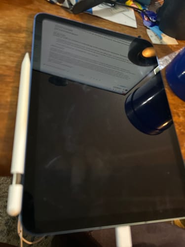 Customer photo review of iPad 10th Generation 10.9 Inch