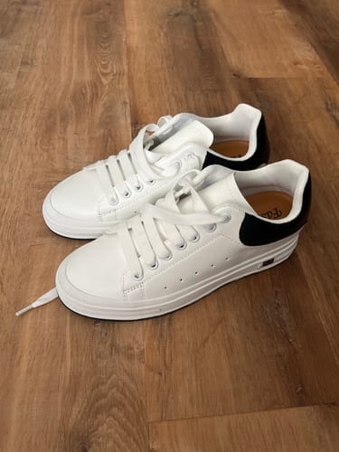 Customer photo review of ELEVATESHOES CLASSIC