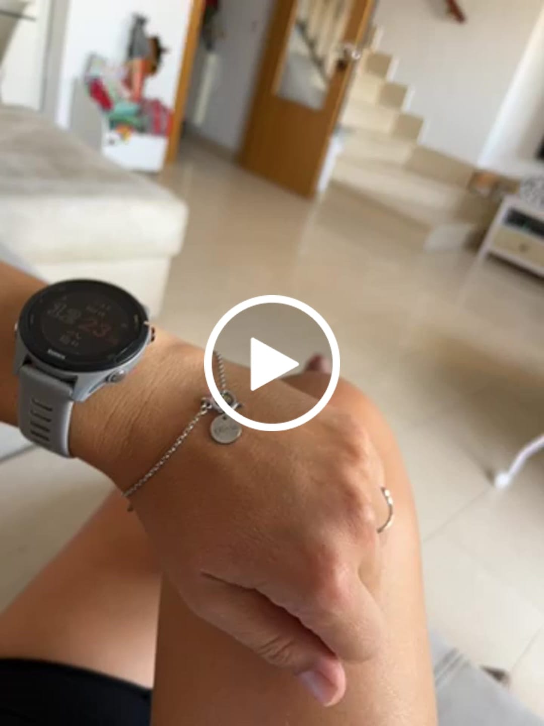 Customer video review of Pulsera Coraje - Personalizado
