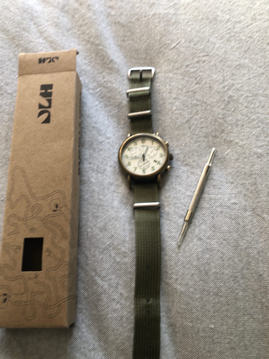Customer photo review of Correa Nato Dando La Hora Verde