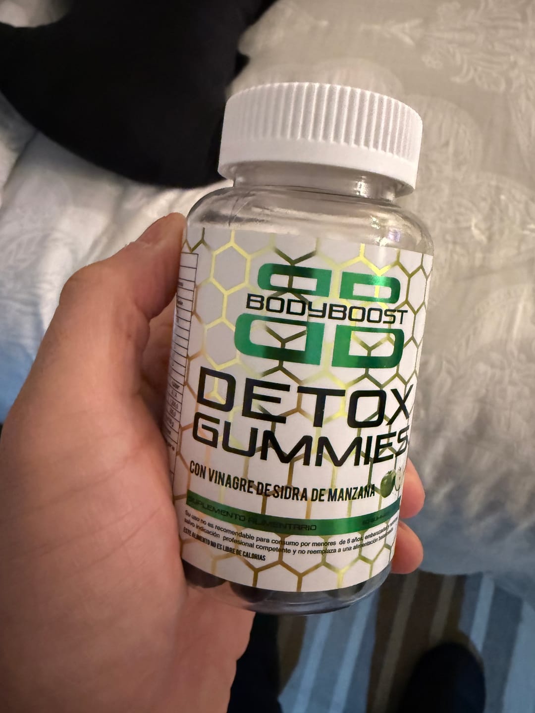 Customer photo review of Gomitas de Vinage de Manzana
