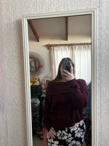 Customer photo review of SWEATER LINA BURDEO (PREVENTA 2)