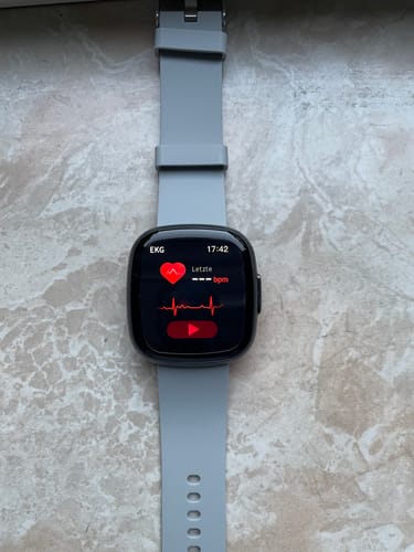 Customer photo review of Gesundheitsuhr 2025 – Nexus 2 mit EKG, AMOLED &  kompaktem Disign