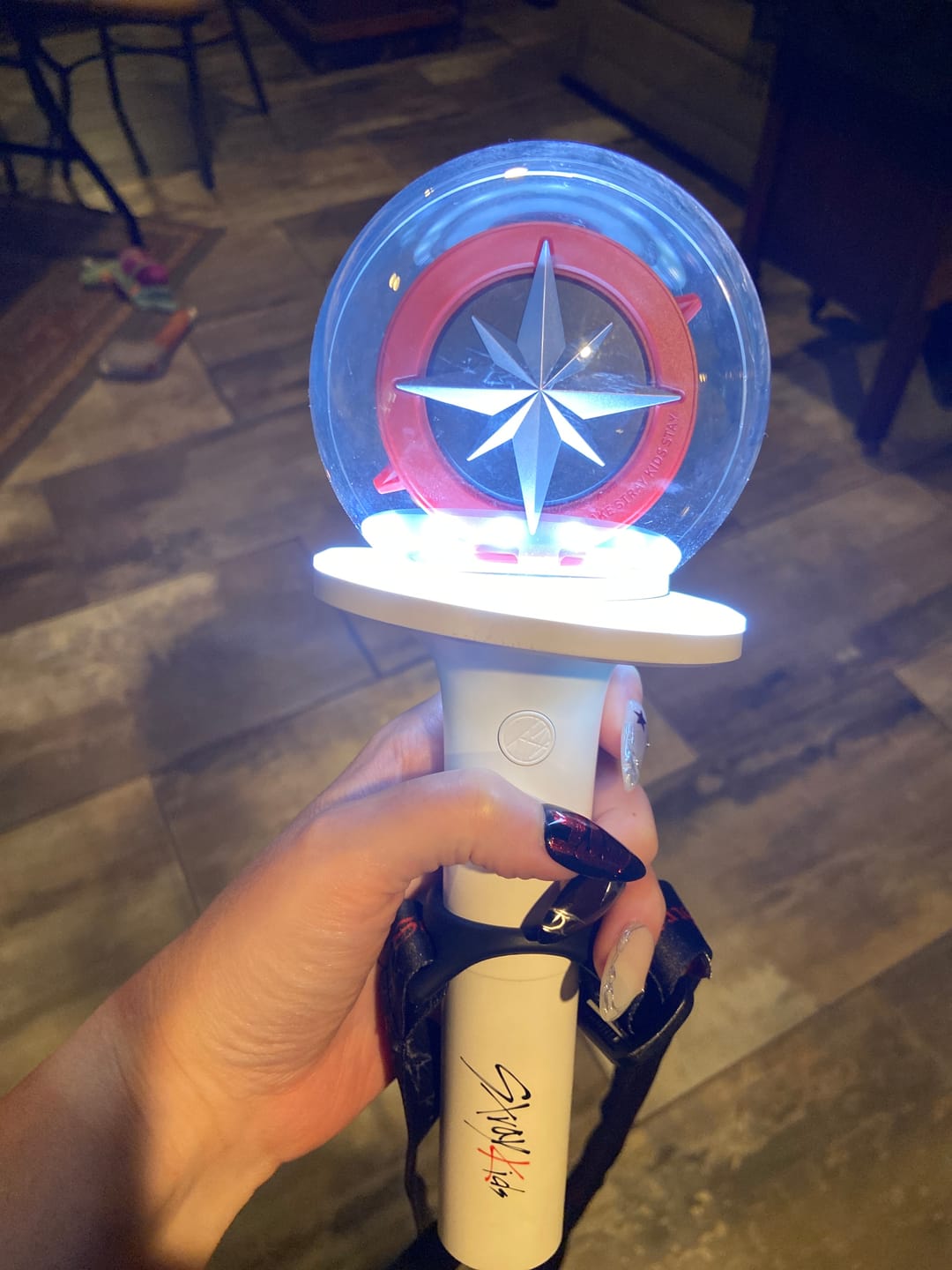 Customer photo review of RECHARGEABLE LIGHTSTICK BATTERY 2.0 VER.