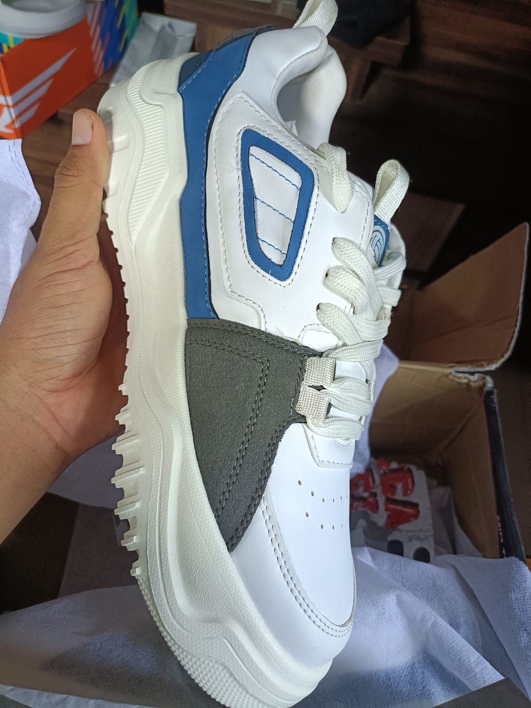 Customer photo review of Bacca Bucci EVOLVE - The Ultimate Low-Top Sneakers for Men