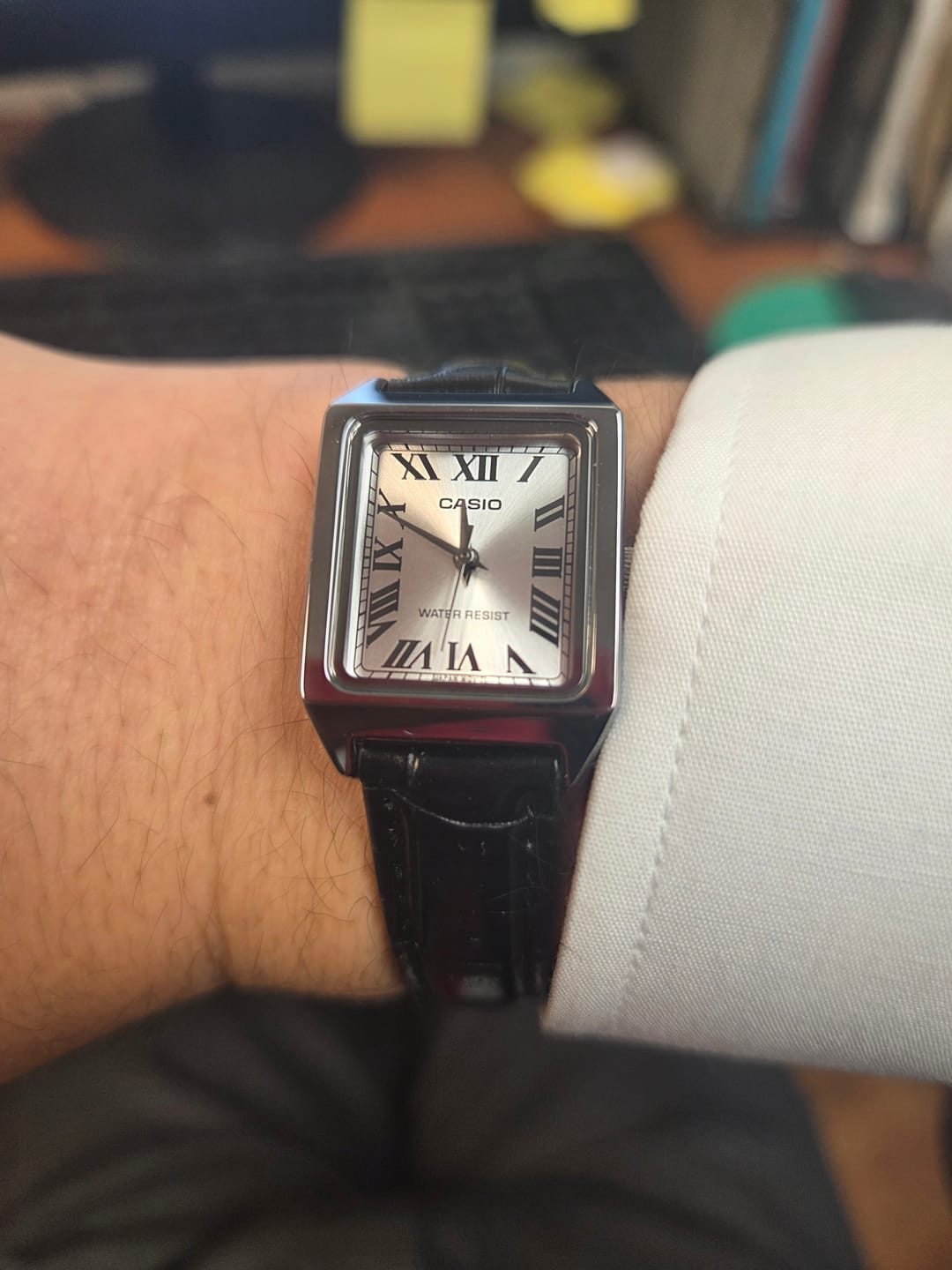 Customer photo review of Reloj Casio Tank Análogo LTP-V007L-7B1UDF Cuero Dial Plateado