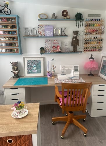 Customer photo review of Singer Quantum Stylist 9960 Sewing Machine - Professional results, huge amount of stitch patterns, extension table, hard cover, multiple fonts - New 2025 model