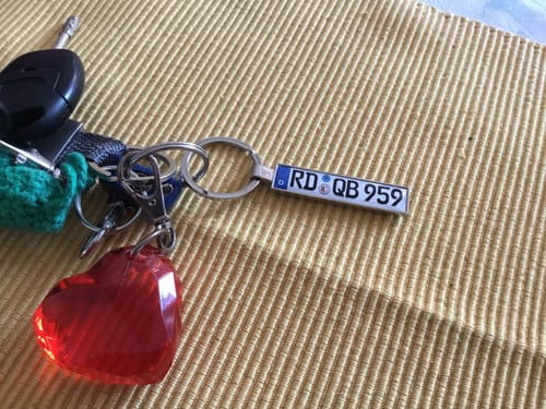 Customer photo review of Kennzeichen Schlüsselanhänger Mini Nummernschild Metall