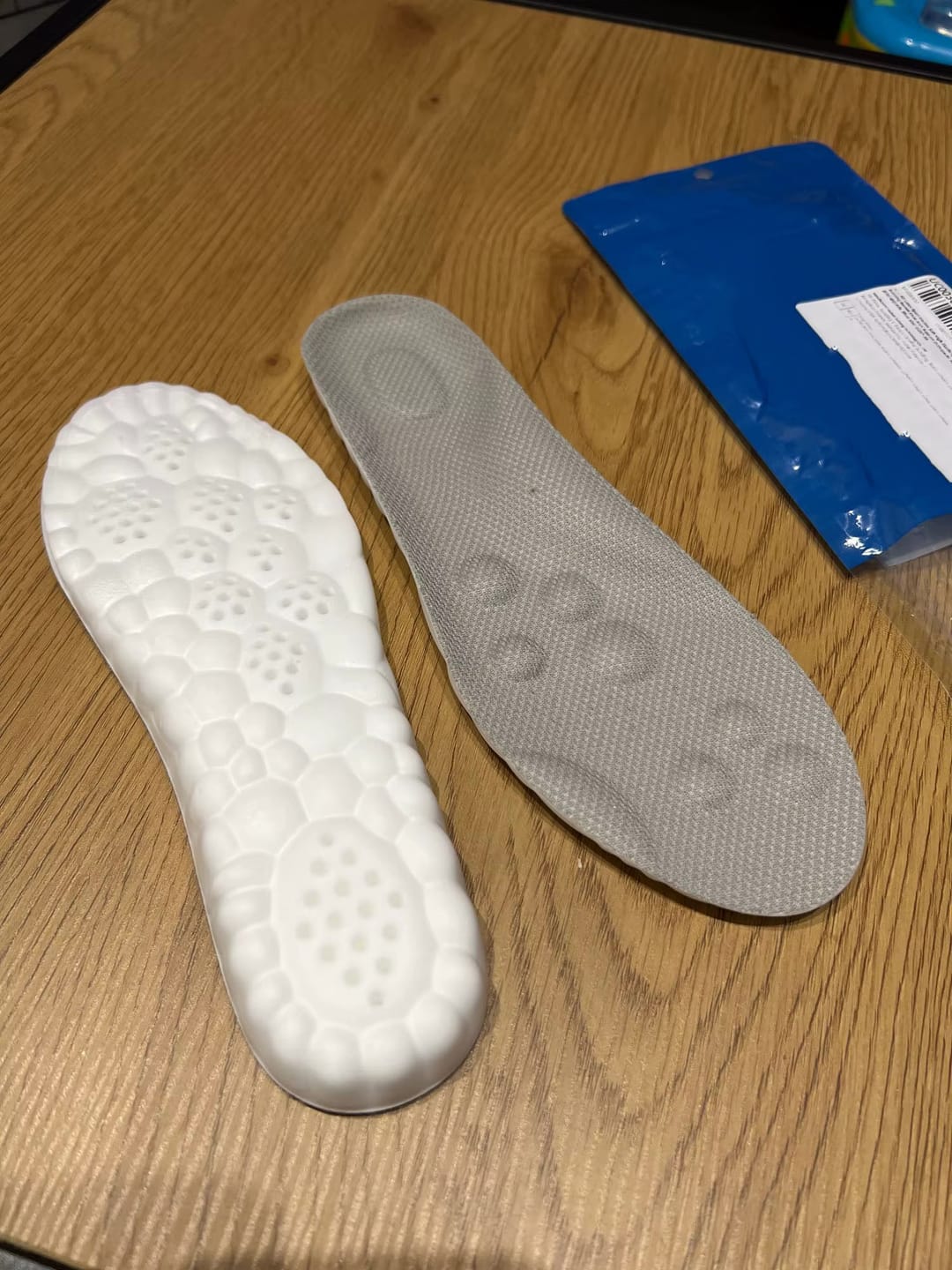 Customer photo review of Armadilo Orthopedic Massage Insoles