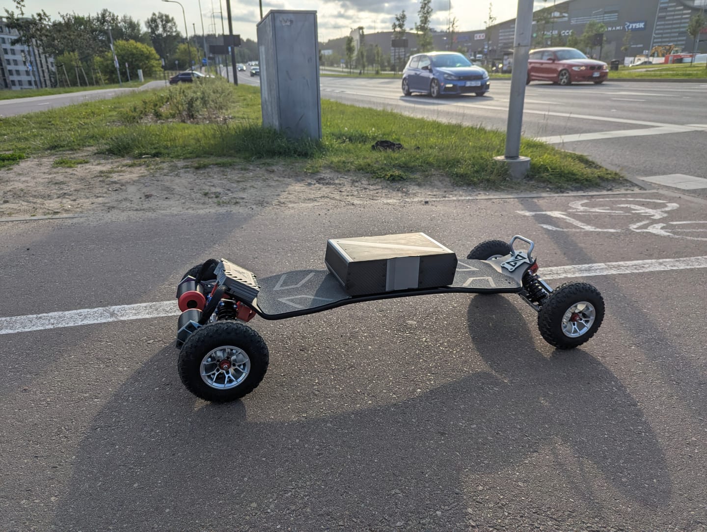 Customer photo review of Acedeck® Nyx Z3 Off-road Electric Skateboard-Exclusive Member Sale