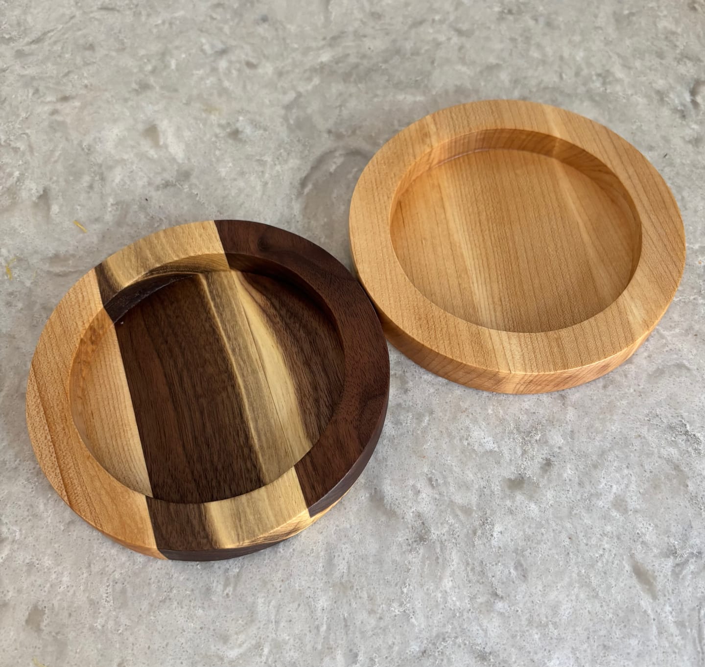 Customer photo review of 5.25x5.25" Round Tray 28 Acrylic Router Template