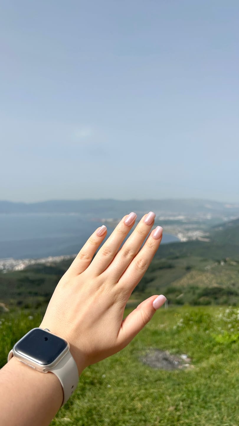 Customer photo review of Silk Shine - XS Squoval - 30 Adet Takma Tırnak