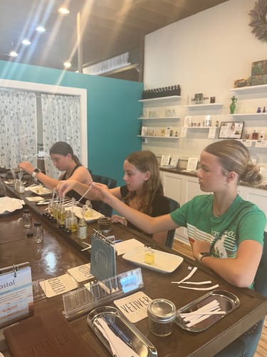 Customer photo review of Perfume Bar Blending